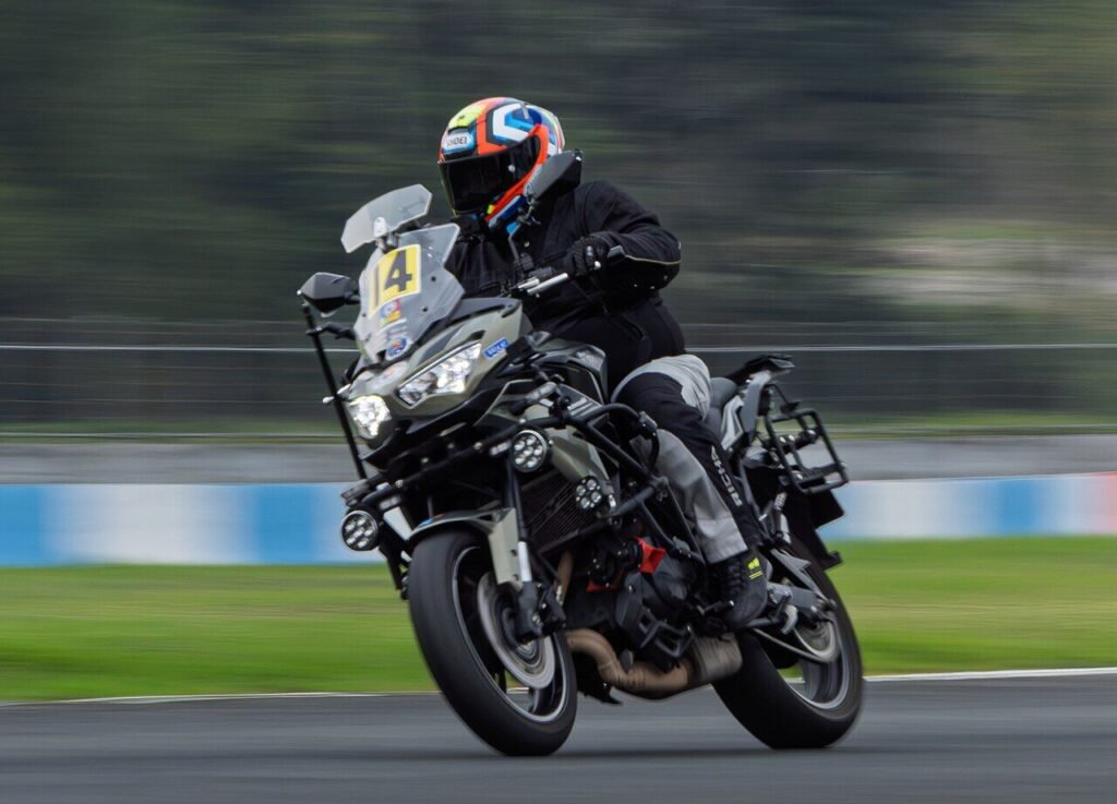 Clarkinternationalspeedway-californiasuperbikeschool-trackday-2025-Kawasaki-versys-7462