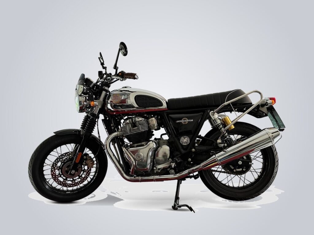 Royal Enfield 650 Interceptor A-Seite noBG