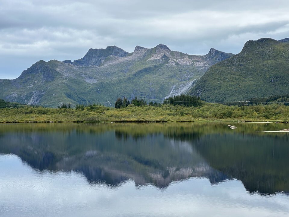Lake Mountain